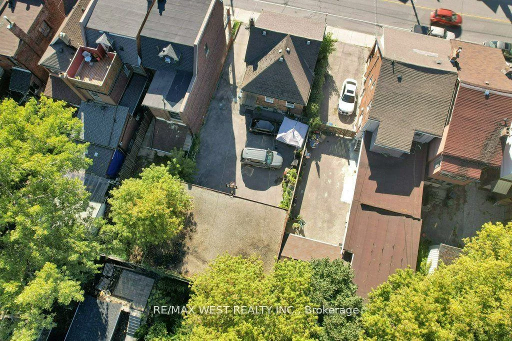 225, Oakwood, Oakwood Village, Toronto