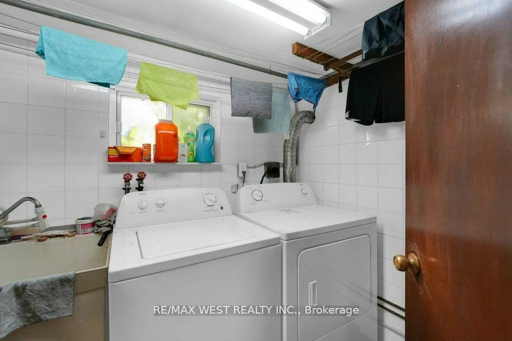 225, Oakwood, Oakwood Village, Toronto