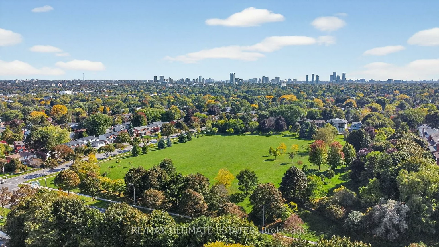 32, Mossgrove, St. Andrew-Windfields, Toronto