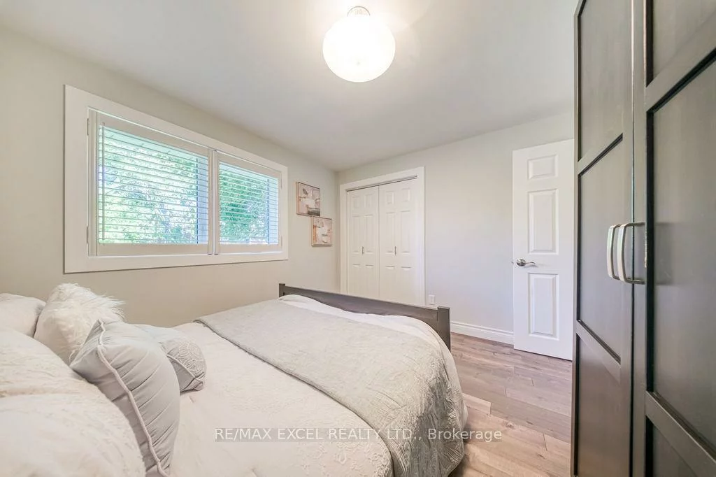 61, Corning, Don Valley Village, Toronto
