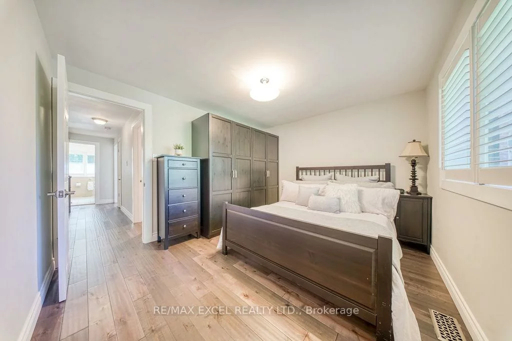 61, Corning, Don Valley Village, Toronto