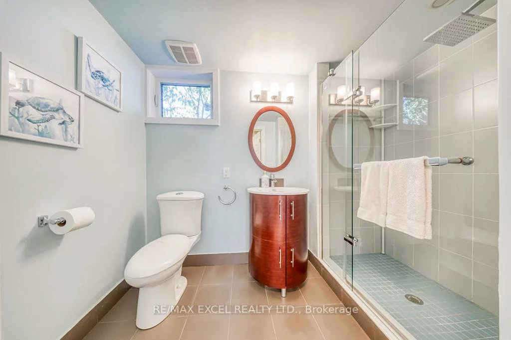 61, Corning, Don Valley Village, Toronto