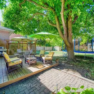 61, Corning, Don Valley Village, Toronto