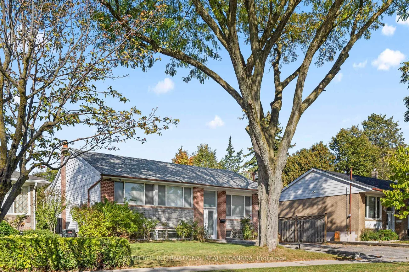 108, Lynedock, Parkwoods-Donalda, Toronto