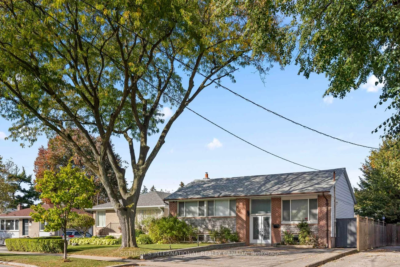 108, Lynedock, Parkwoods-Donalda, Toronto