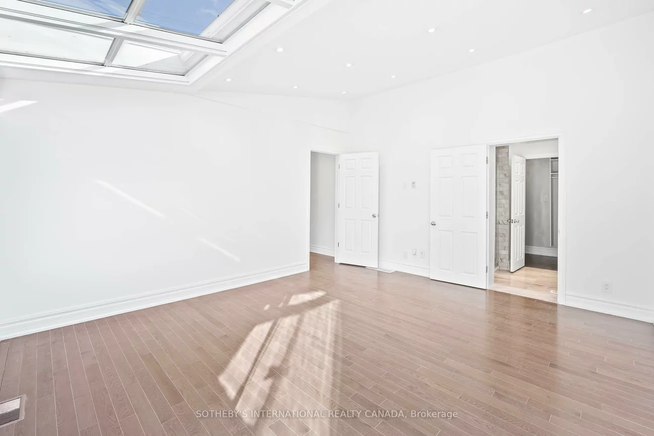 108, Lynedock, Parkwoods-Donalda, Toronto