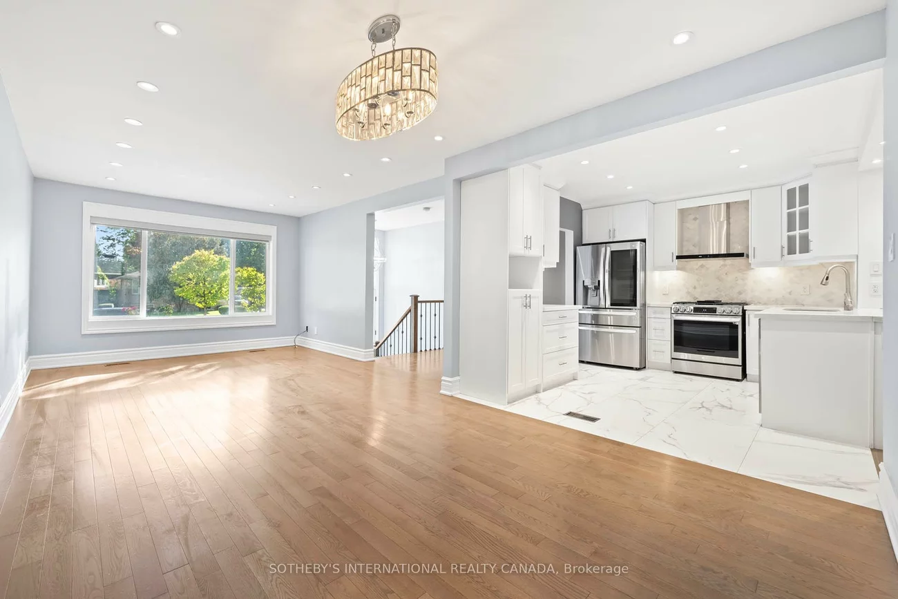 108, Lynedock, Parkwoods-Donalda, Toronto