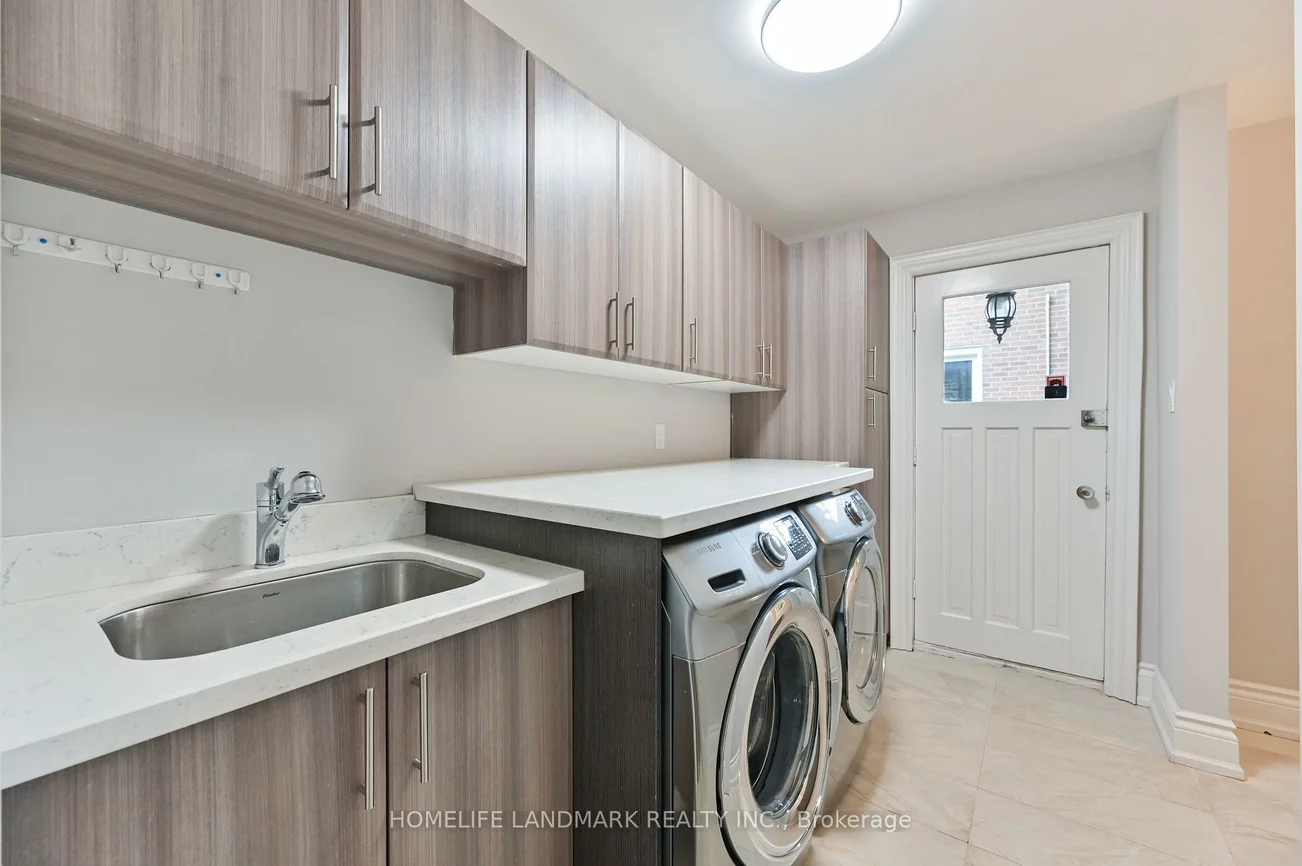 10, Loganberry, Hillcrest Village, Toronto