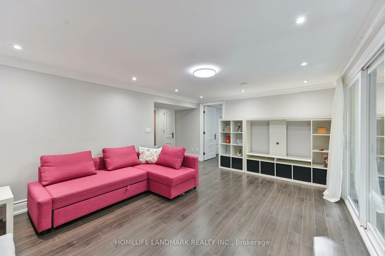 10, Loganberry, Hillcrest Village, Toronto