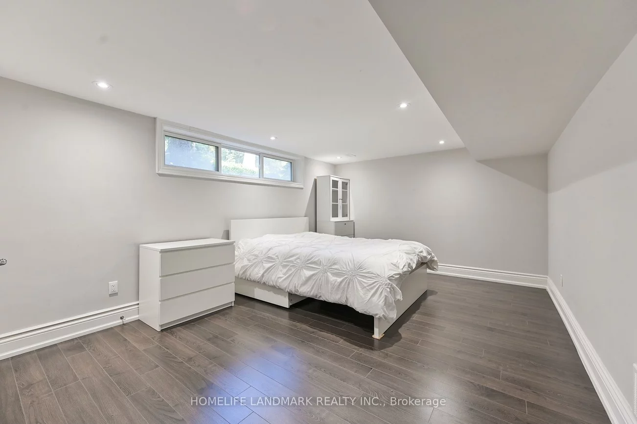10, Loganberry, Hillcrest Village, Toronto