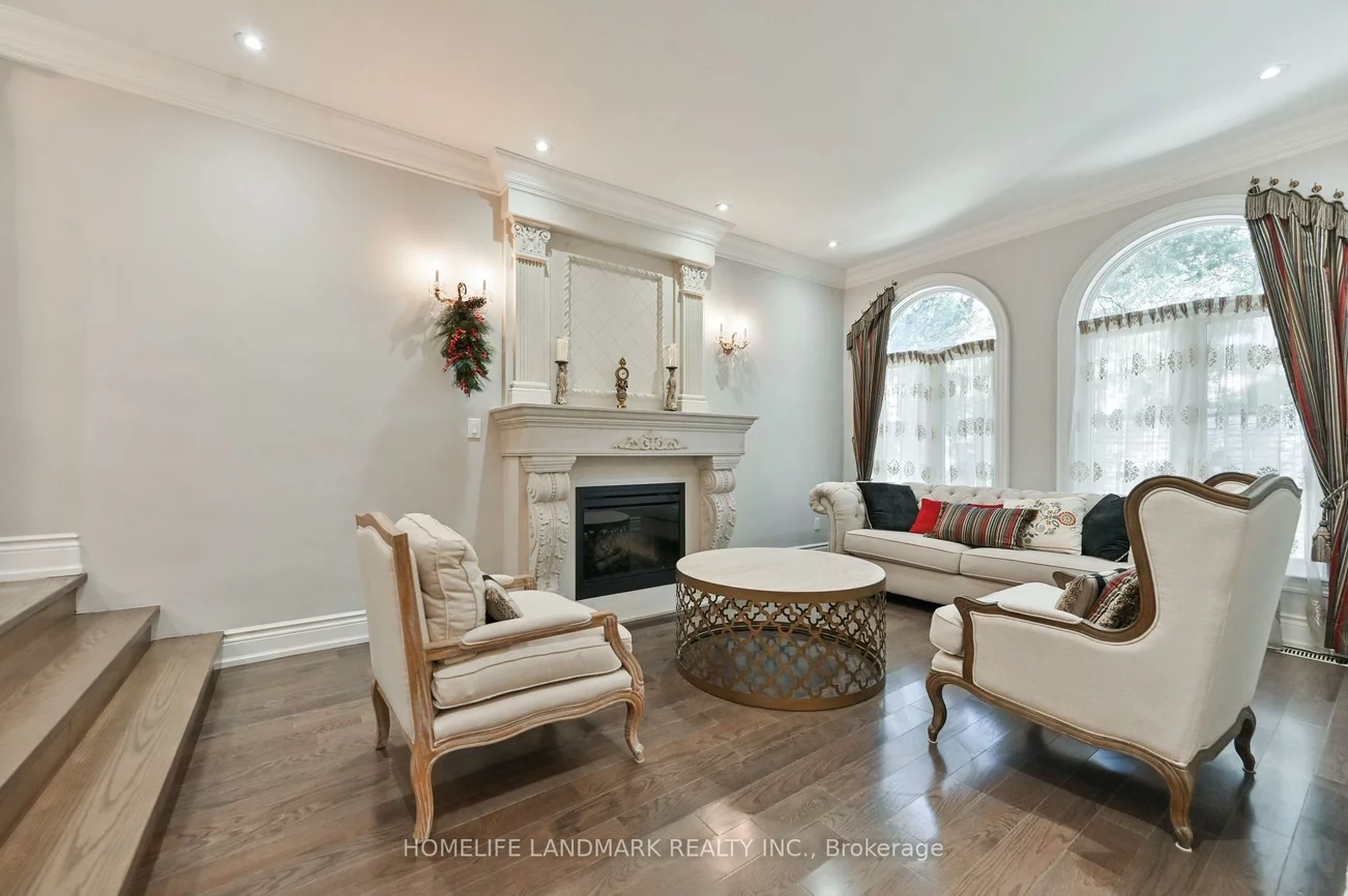 10, Loganberry, Hillcrest Village, Toronto