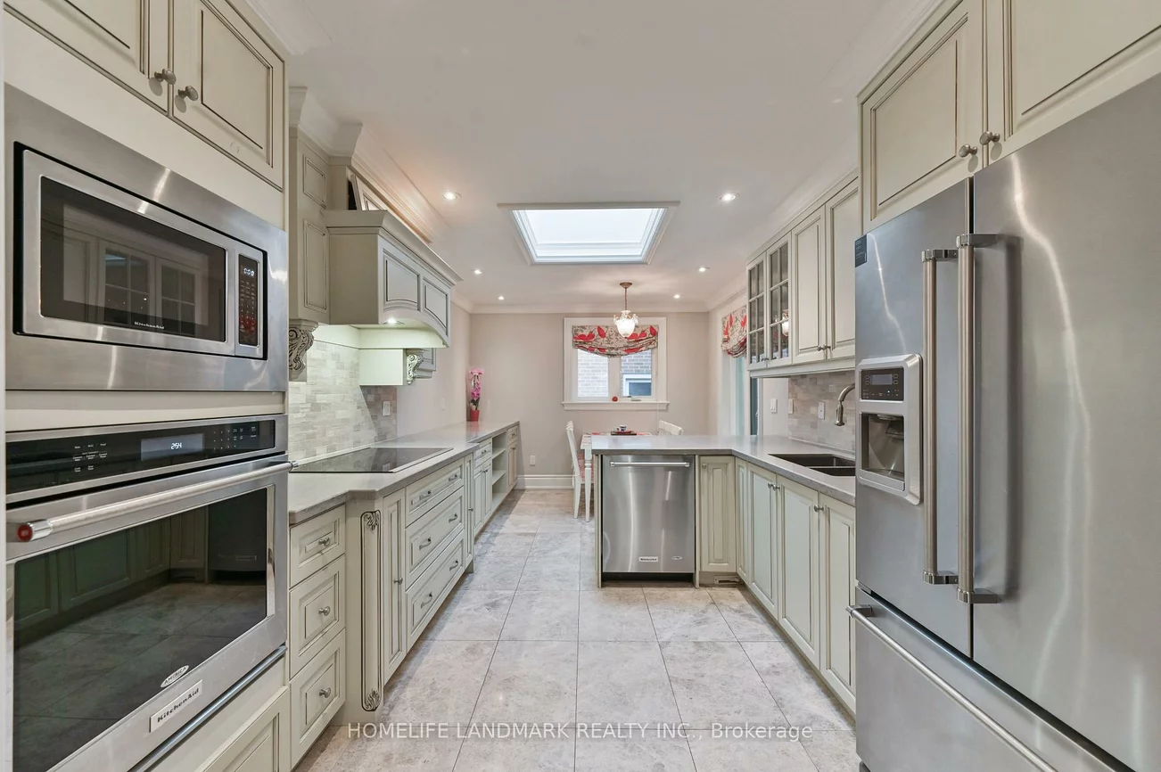 10, Loganberry, Hillcrest Village, Toronto