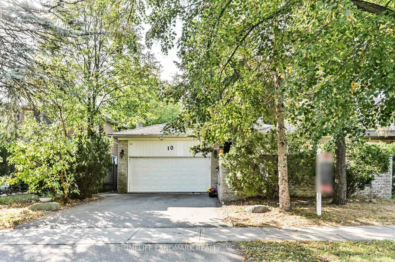 10, Loganberry, Hillcrest Village, Toronto