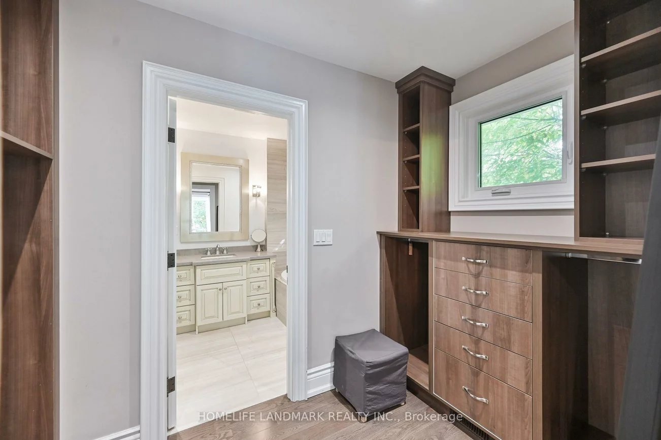 10, Loganberry, Hillcrest Village, Toronto