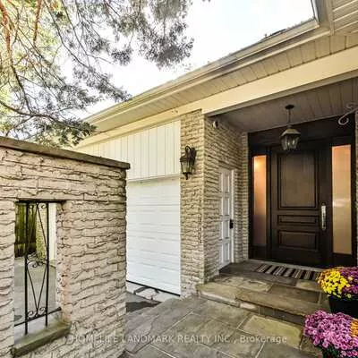 10, Loganberry, Hillcrest Village, Toronto