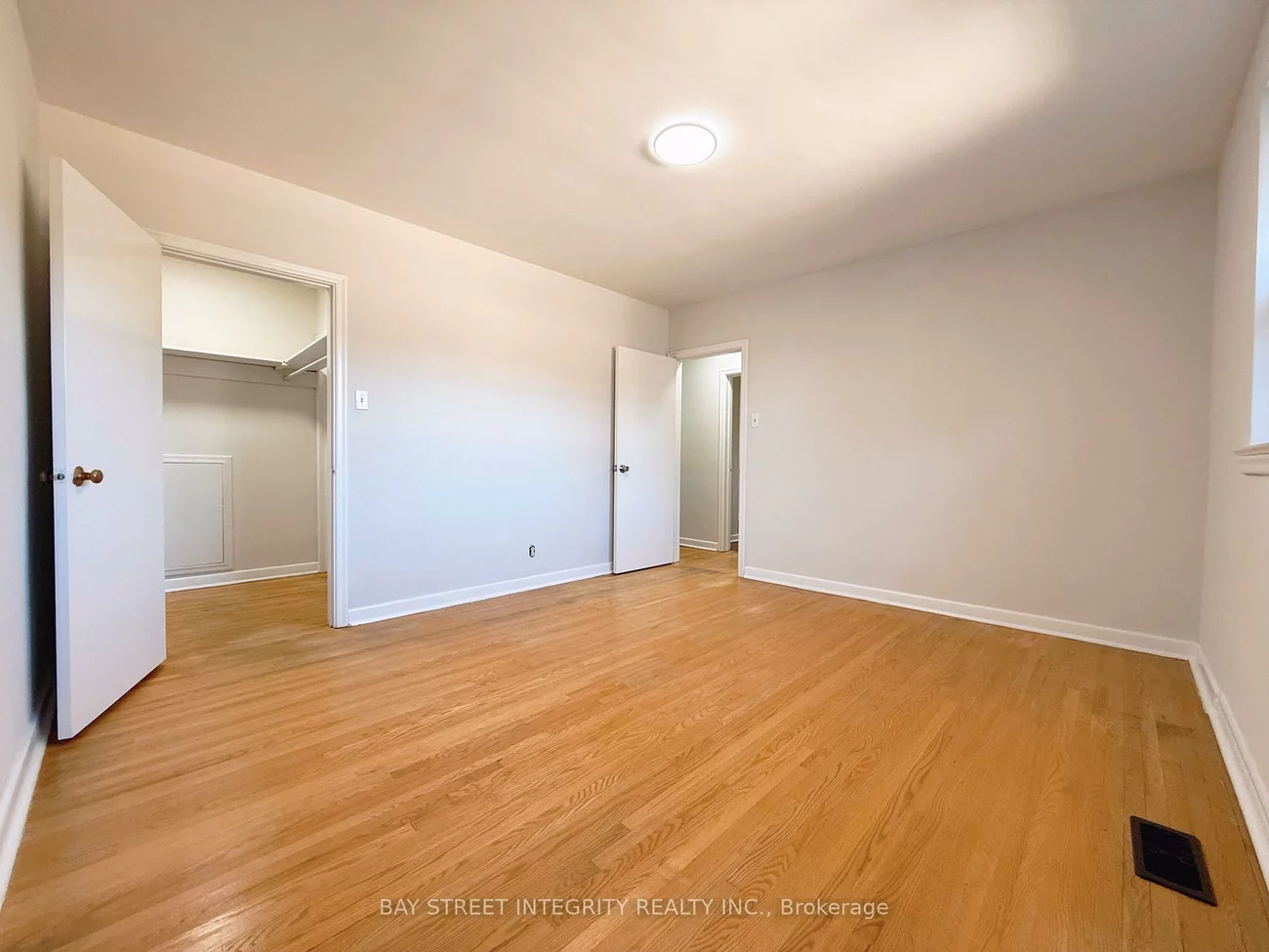 143, Munro, St. Andrew-Windfields, Toronto