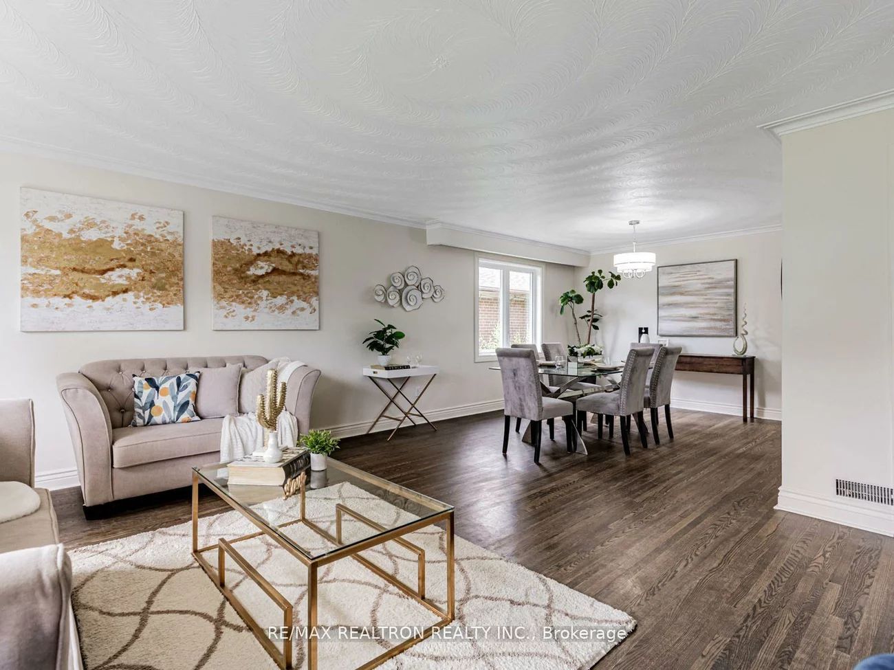4, Chater, Englemount-Lawrence, Toronto