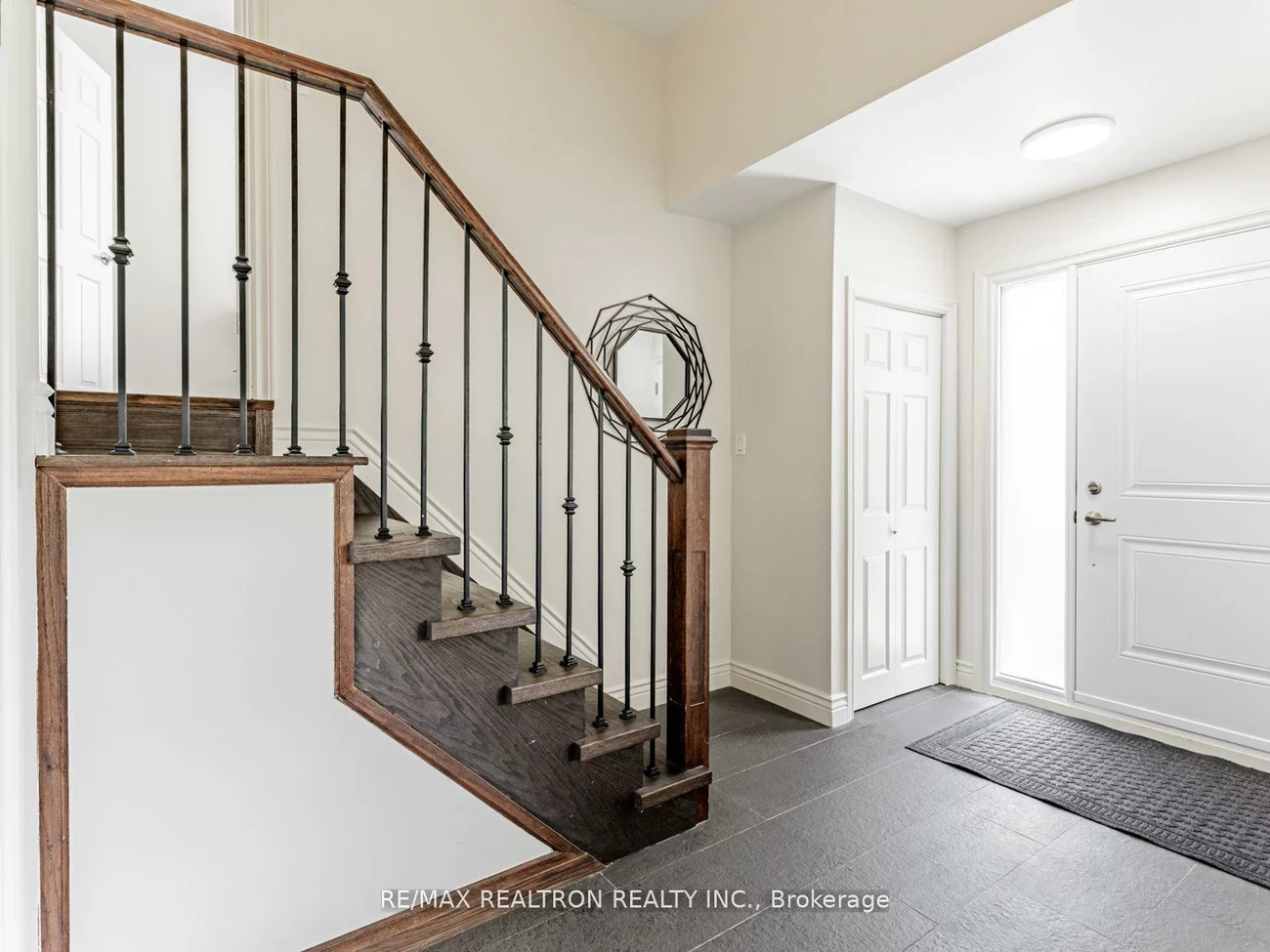 4, Chater, Englemount-Lawrence, Toronto