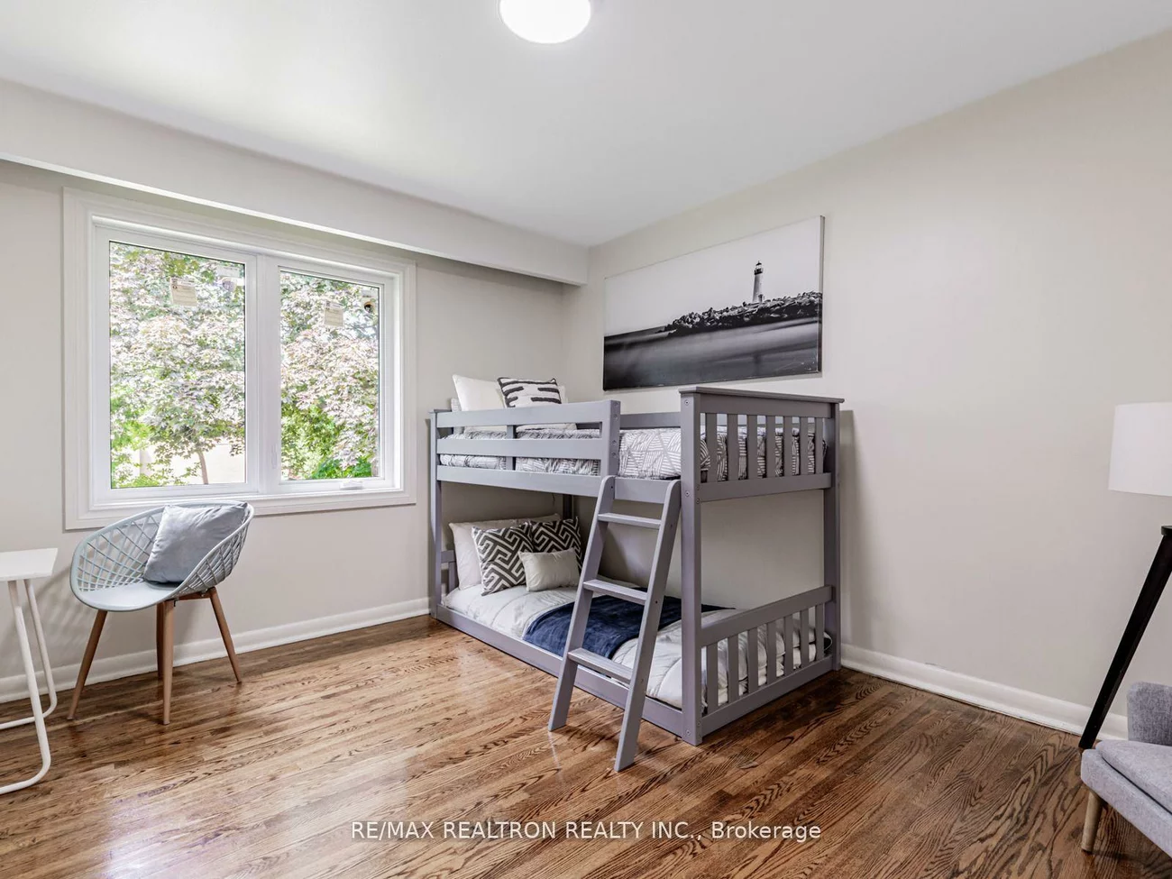 4, Chater, Englemount-Lawrence, Toronto