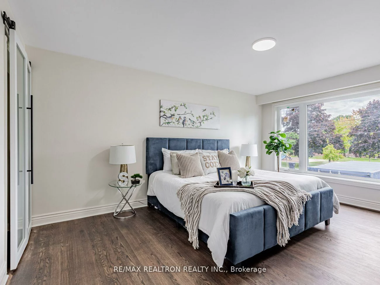 4, Chater, Englemount-Lawrence, Toronto