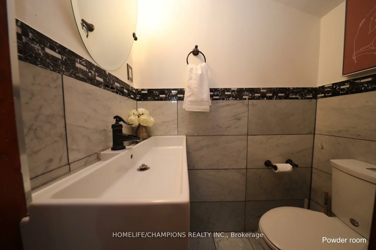 291, St Clair, Rosedale-Moore Park, Toronto