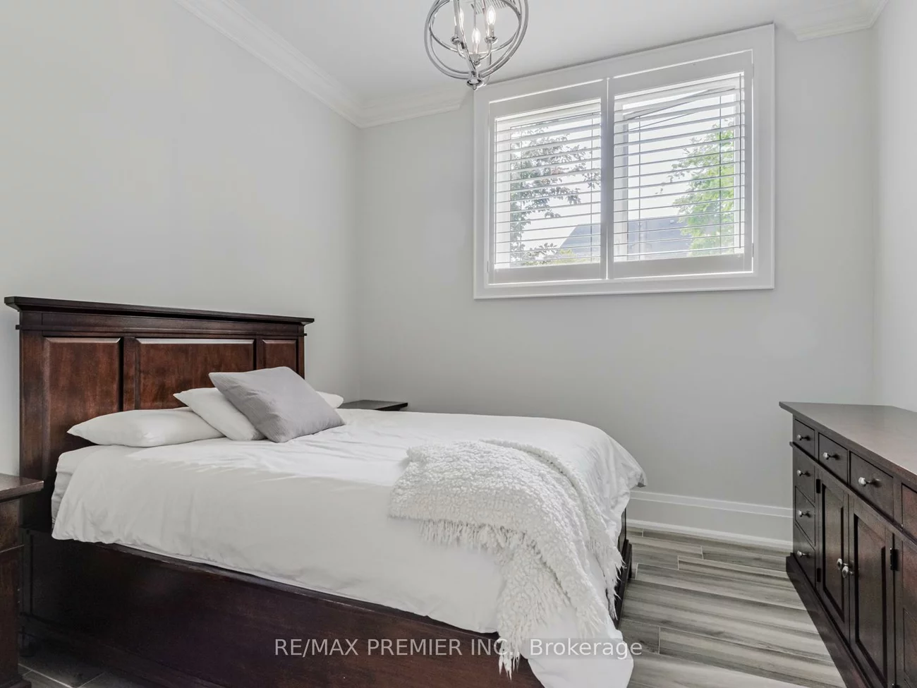 111, Codsell, Bathurst Manor, Toronto