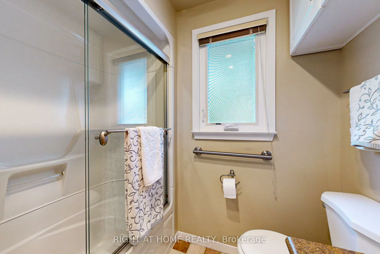 220, Homewood, Newtonbrook West, Toronto