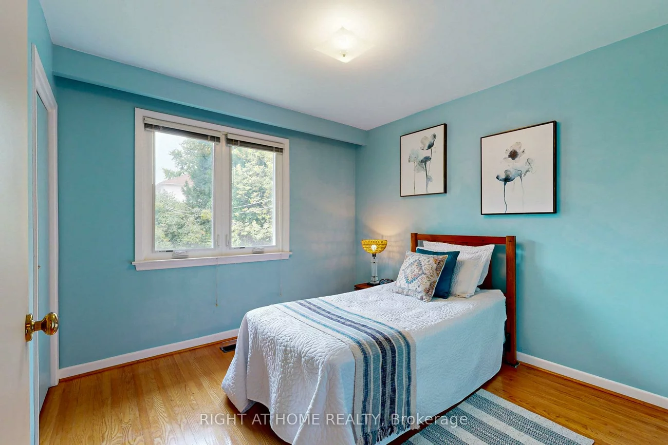 220, Homewood, Newtonbrook West, Toronto