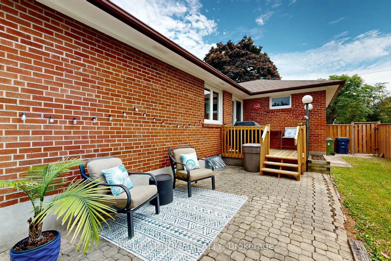 220, Homewood, Newtonbrook West, Toronto