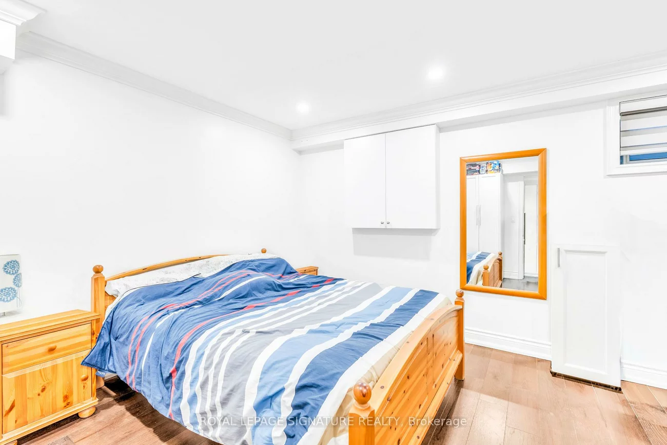 88, Olsen, Parkwoods-Donalda, Toronto