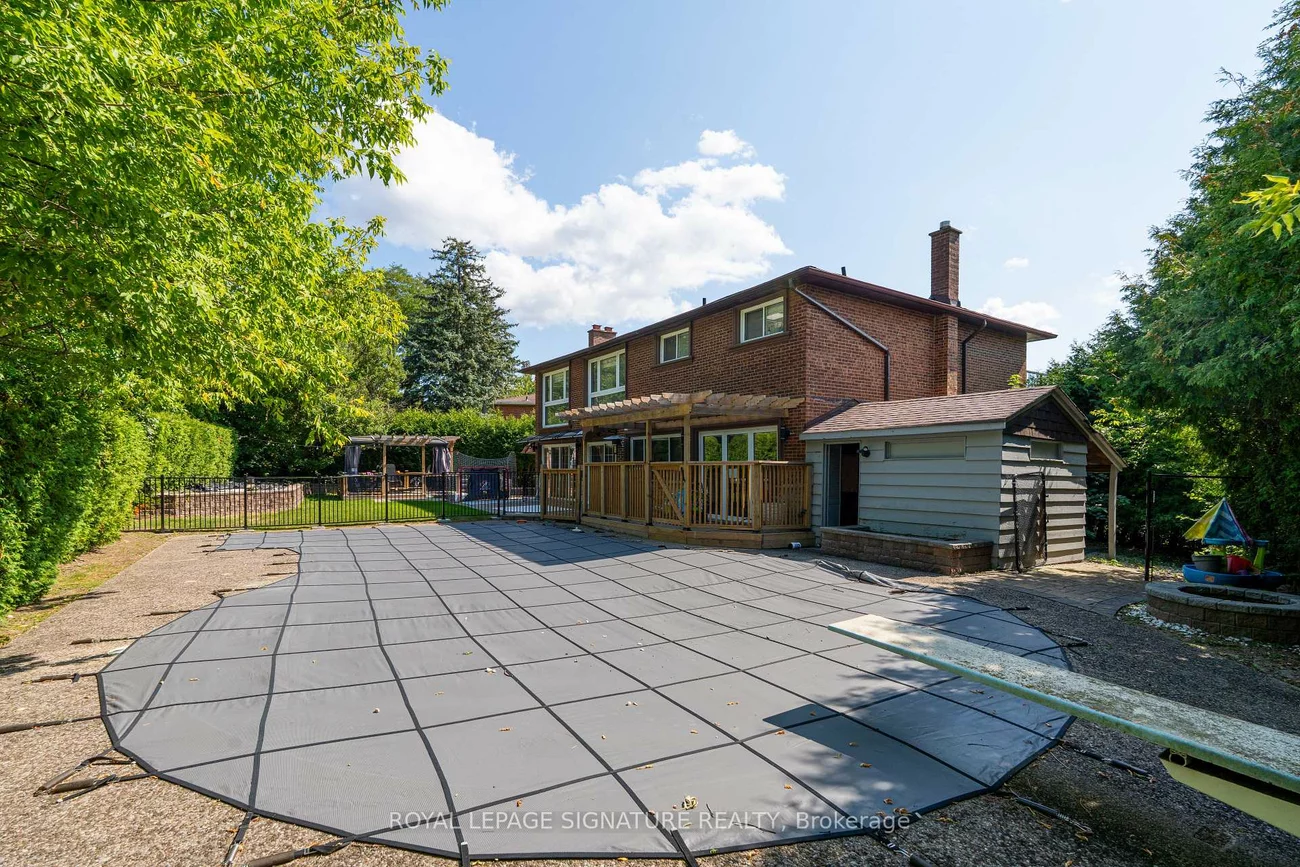 88, Olsen, Parkwoods-Donalda, Toronto