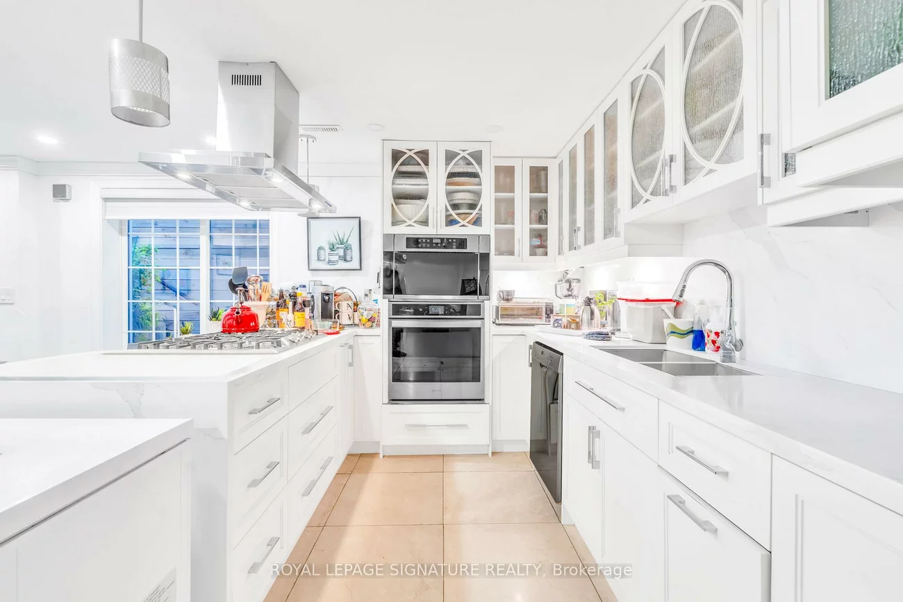 88, Olsen, Parkwoods-Donalda, Toronto