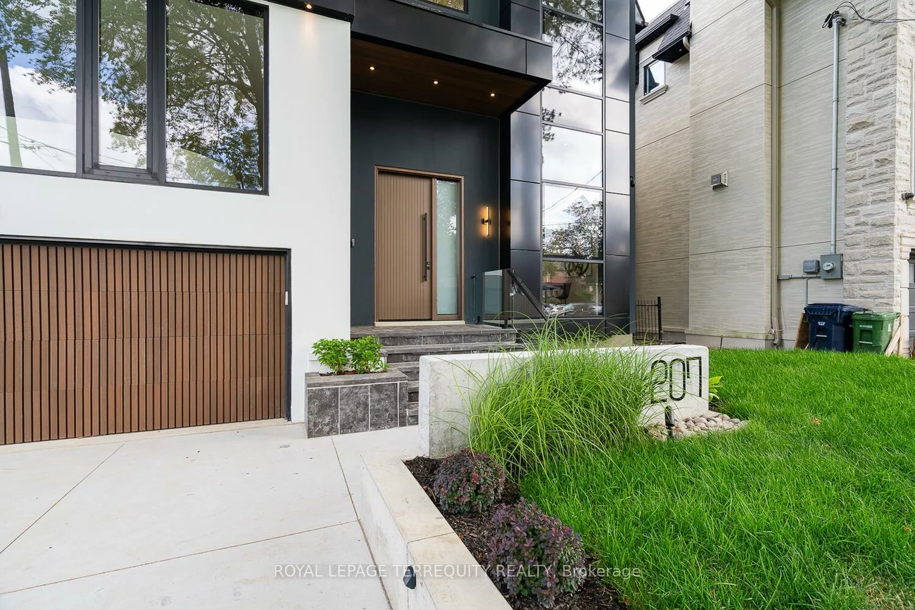 207, Newton, Newtonbrook East, Toronto