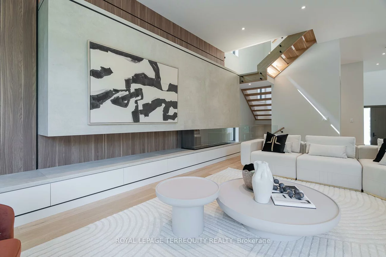 207, Newton, Newtonbrook East, Toronto