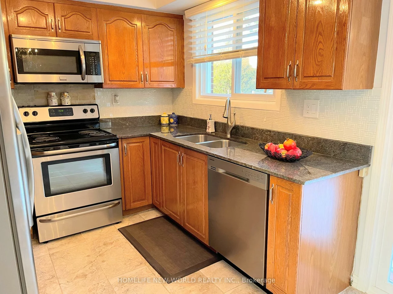 58, Marathon, Newtonbrook West, Toronto