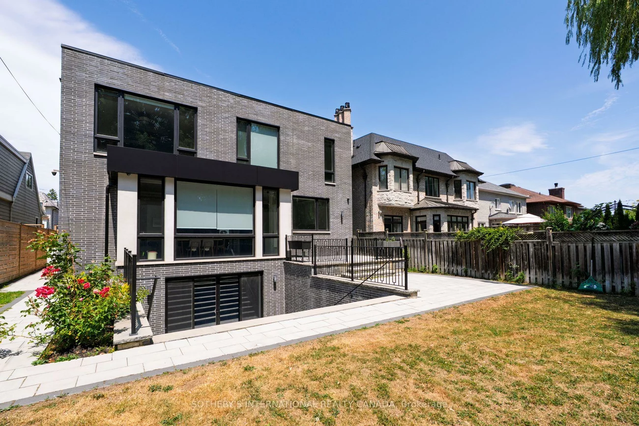 71, Yorkview, Willowdale West, Toronto