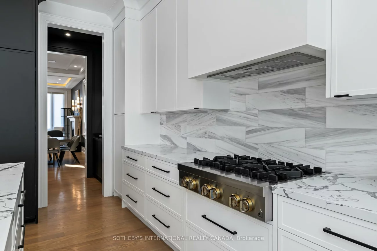 71, Yorkview, Willowdale West, Toronto