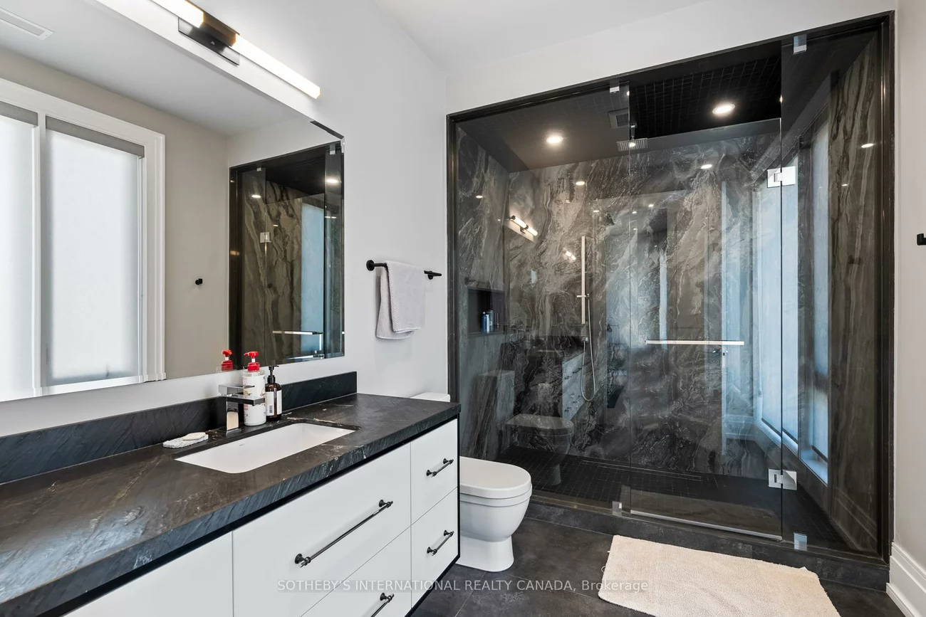 71, Yorkview, Willowdale West, Toronto