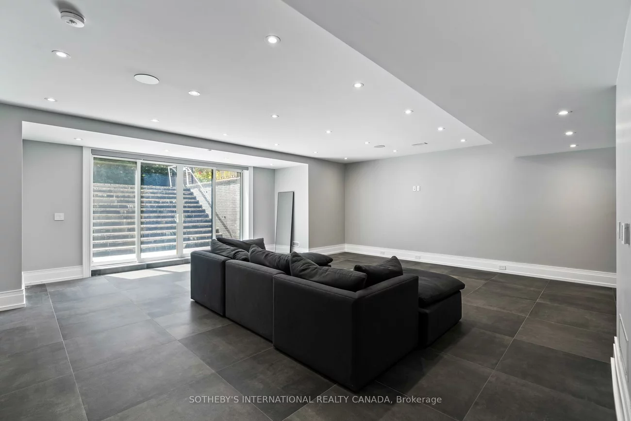 71, Yorkview, Willowdale West, Toronto