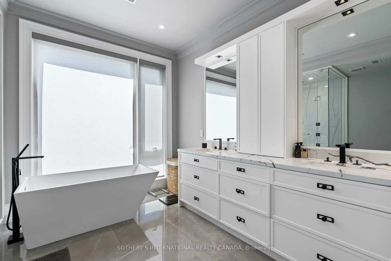 71, Yorkview, Willowdale West, Toronto