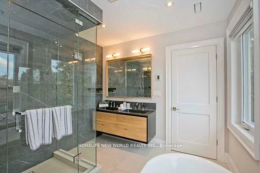 180, Goulding, Newtonbrook West, Toronto