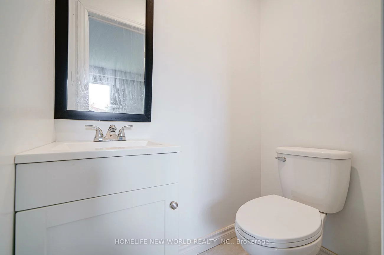 86, Tuscarora, Pleasant View, Toronto