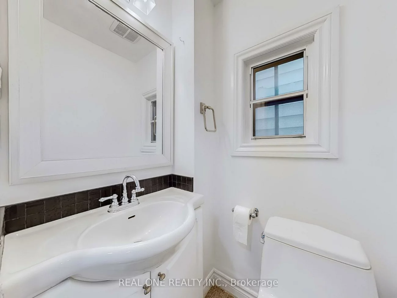 611, Davenport, Casa Loma, Toronto