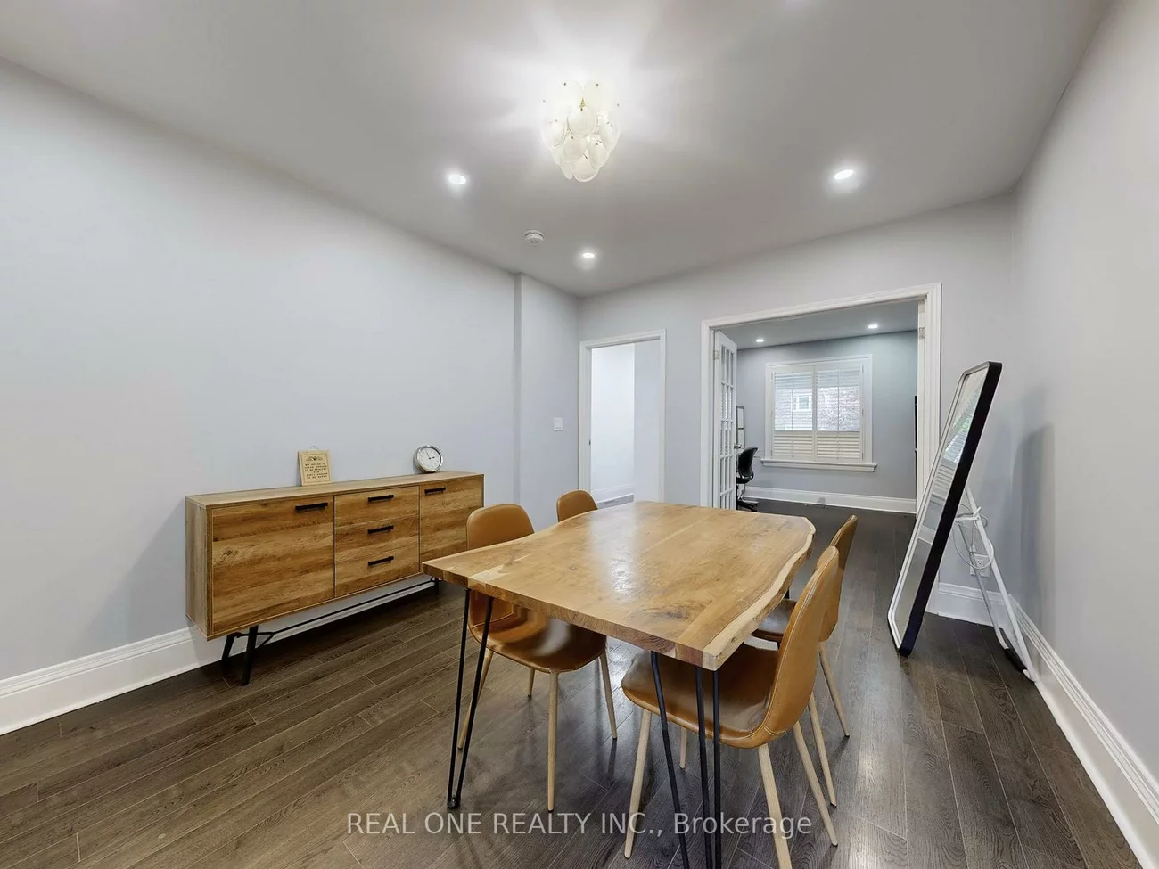 611, Davenport, Casa Loma, Toronto