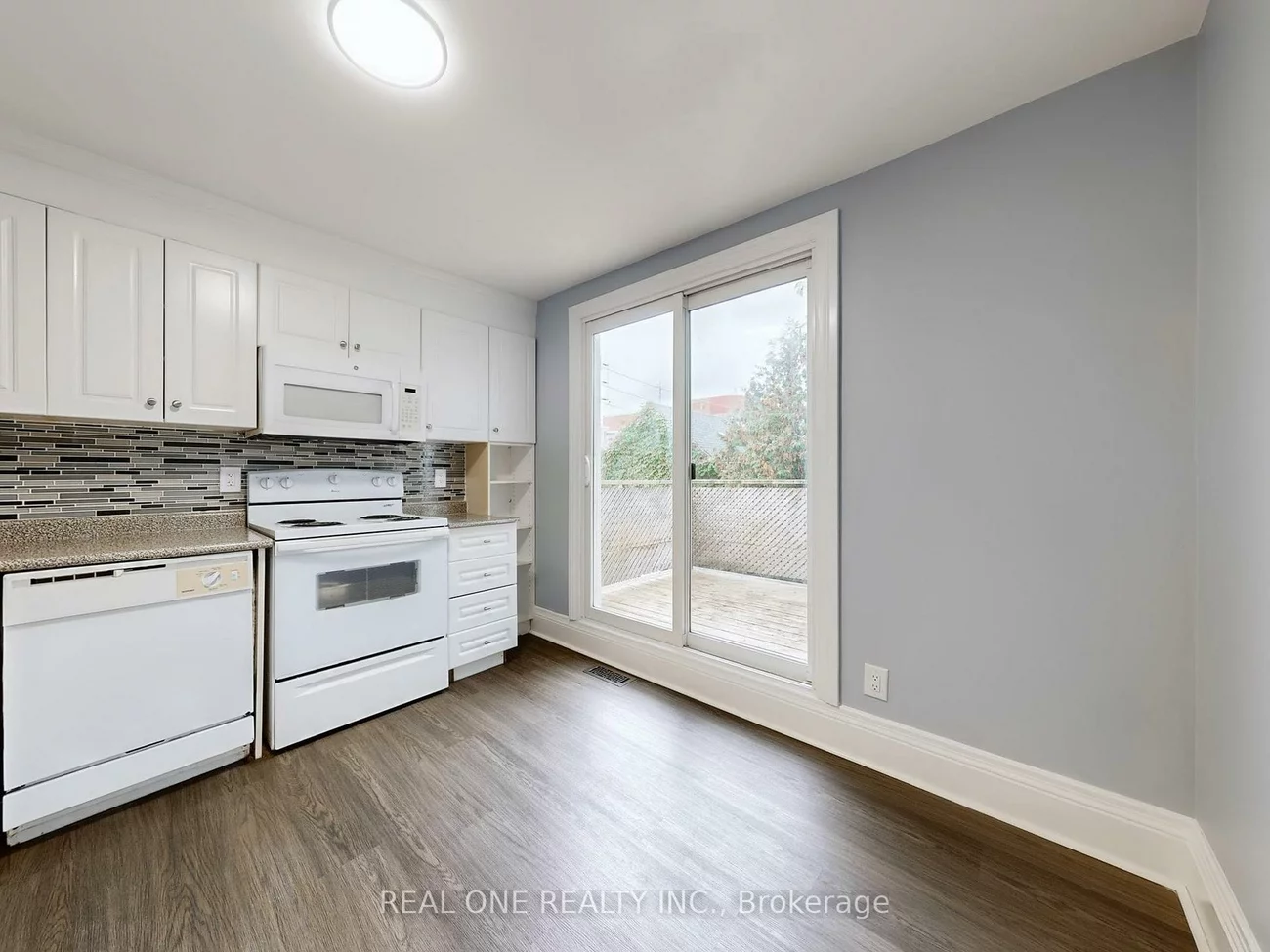 611, Davenport, Casa Loma, Toronto