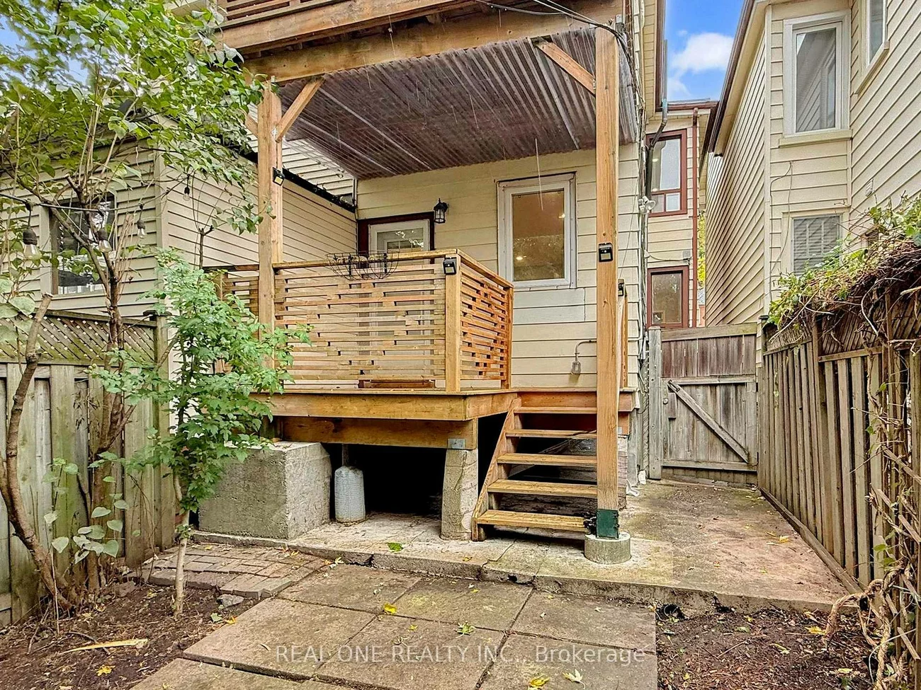 611, Davenport, Casa Loma, Toronto