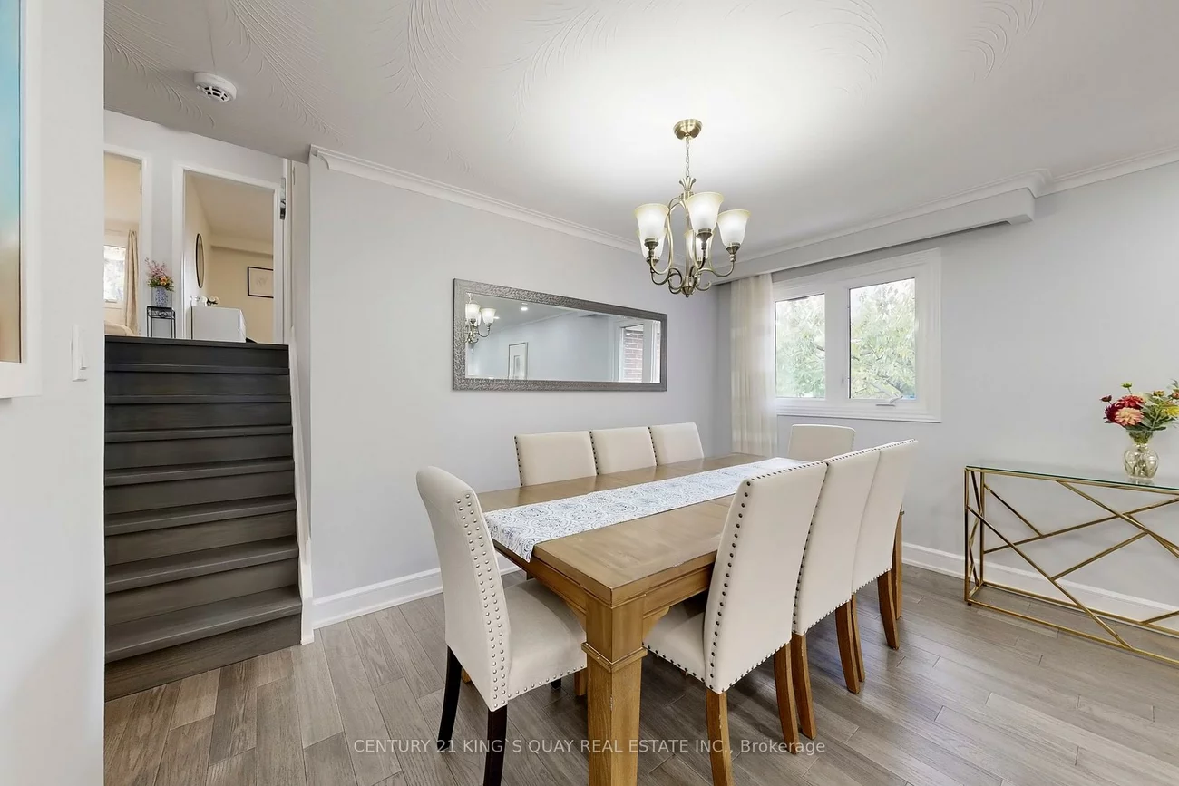 55, Lesgay, Don Valley Village, Toronto