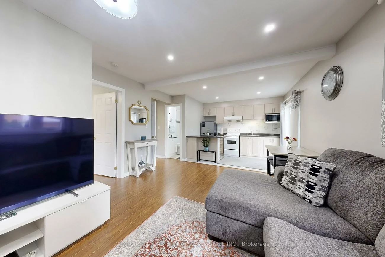 55, Lesgay, Don Valley Village, Toronto