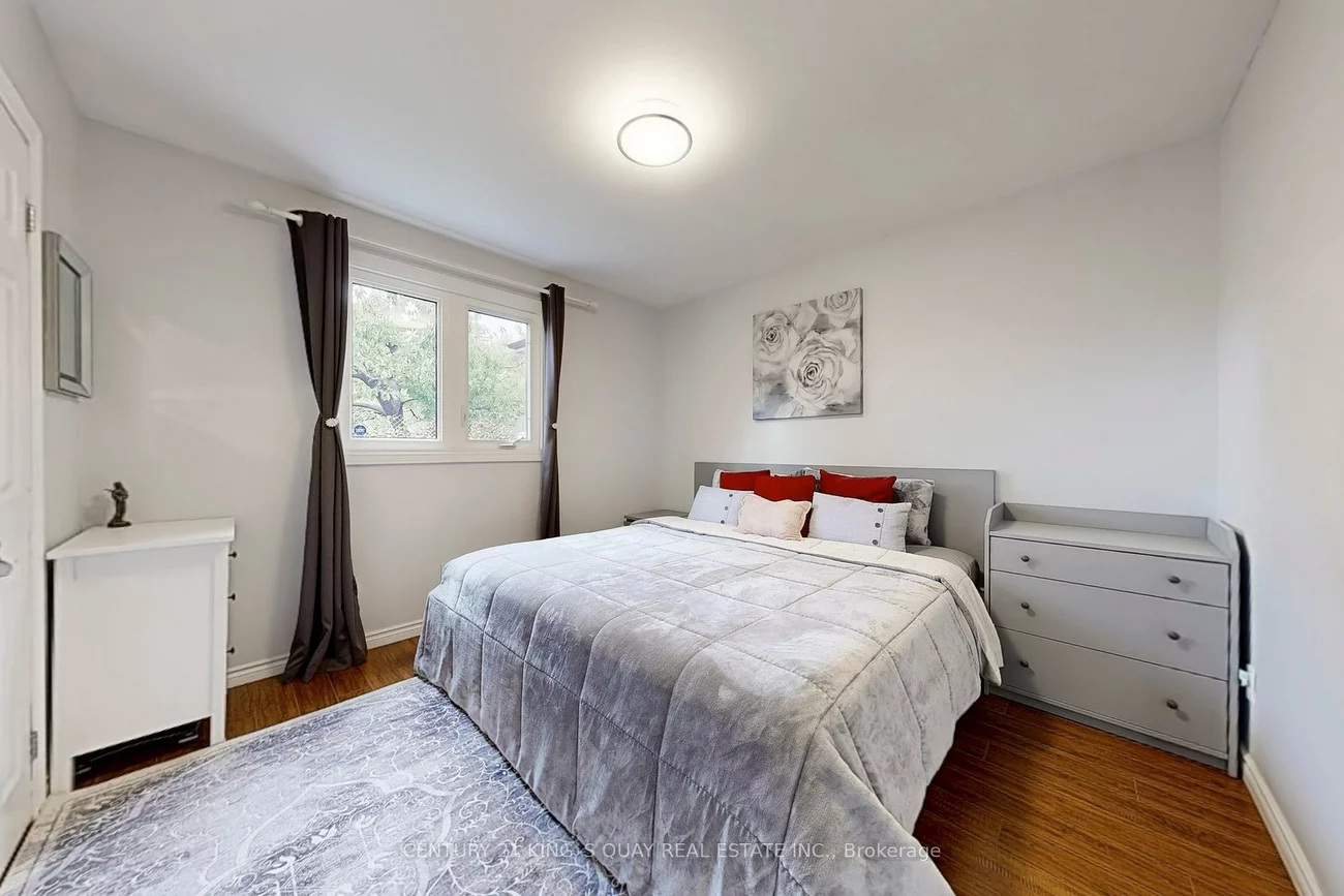 55, Lesgay, Don Valley Village, Toronto