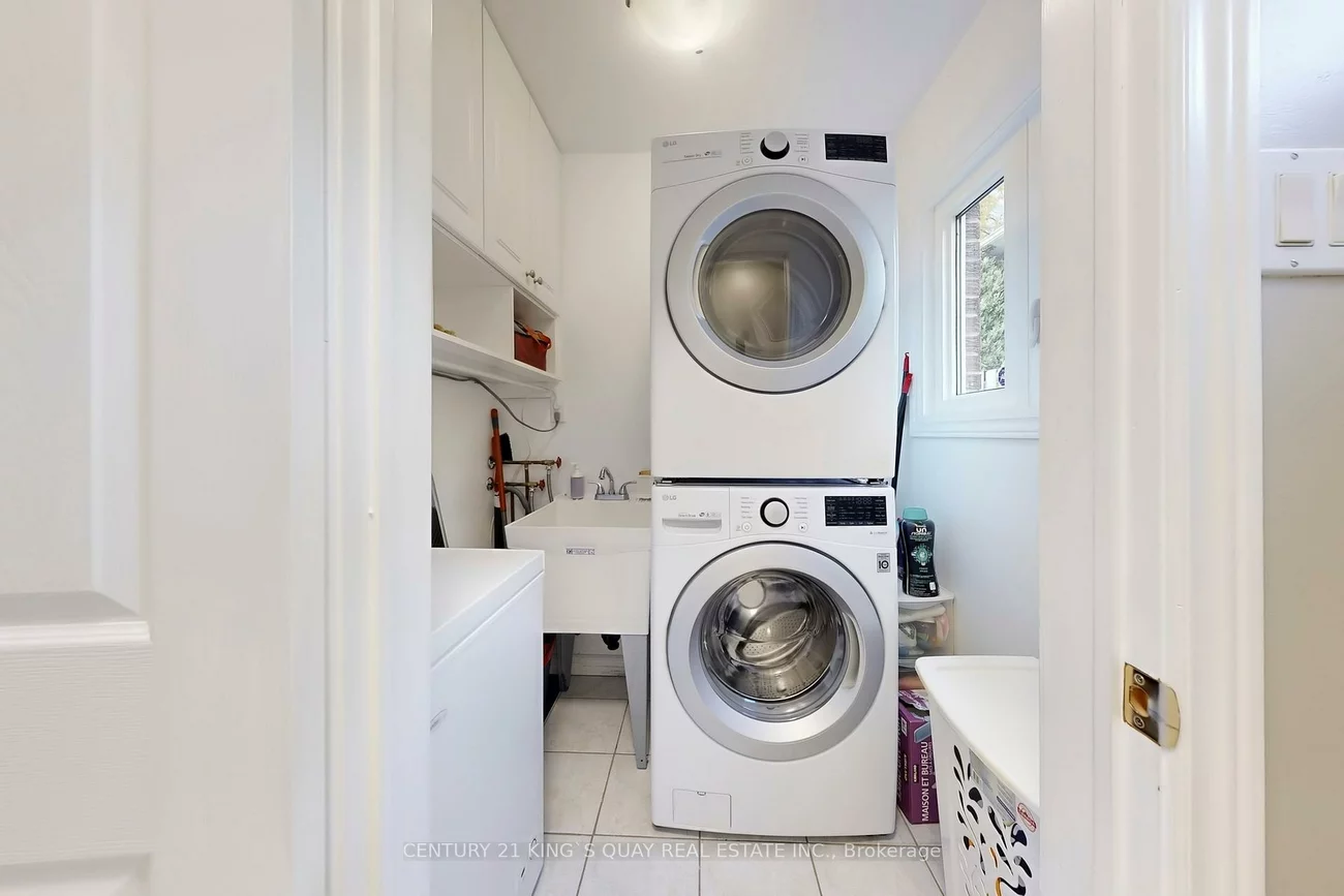 55, Lesgay, Don Valley Village, Toronto